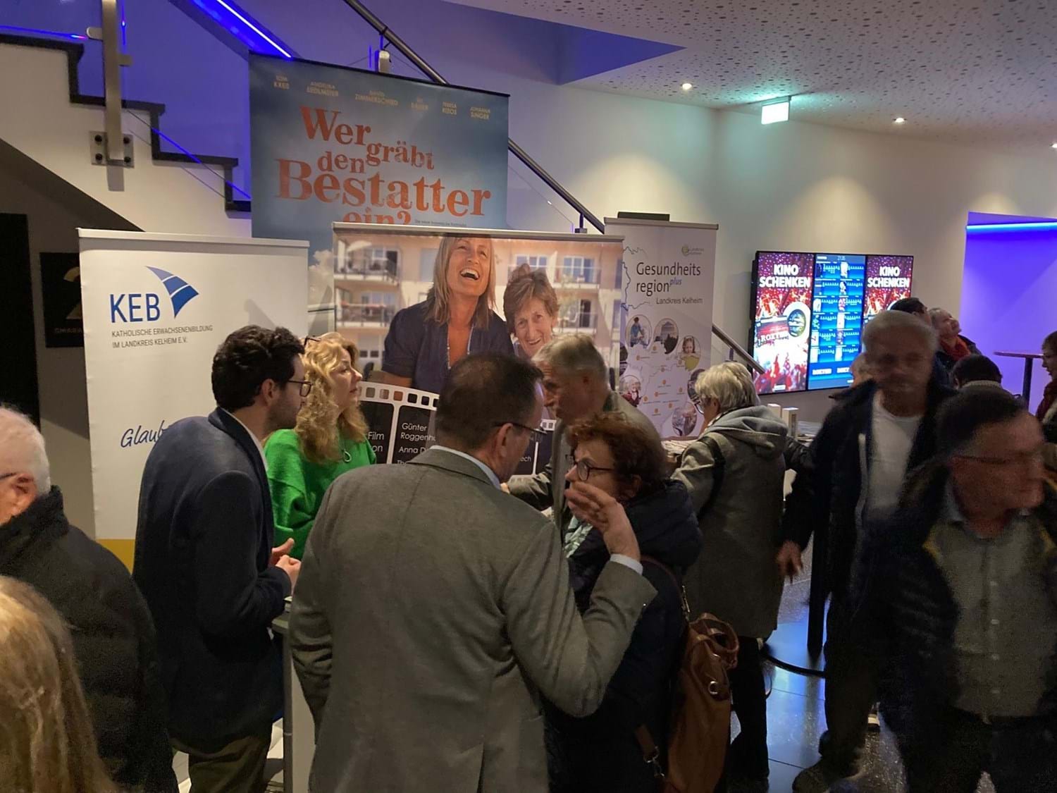 Ein Schrecken Ohne Gespenst Filmabend Im Roxy Kino Abensberg Am 23 ein-schrecken-ohne-gespenst-filmabend-im-roxy-kino-abensberg-am-23